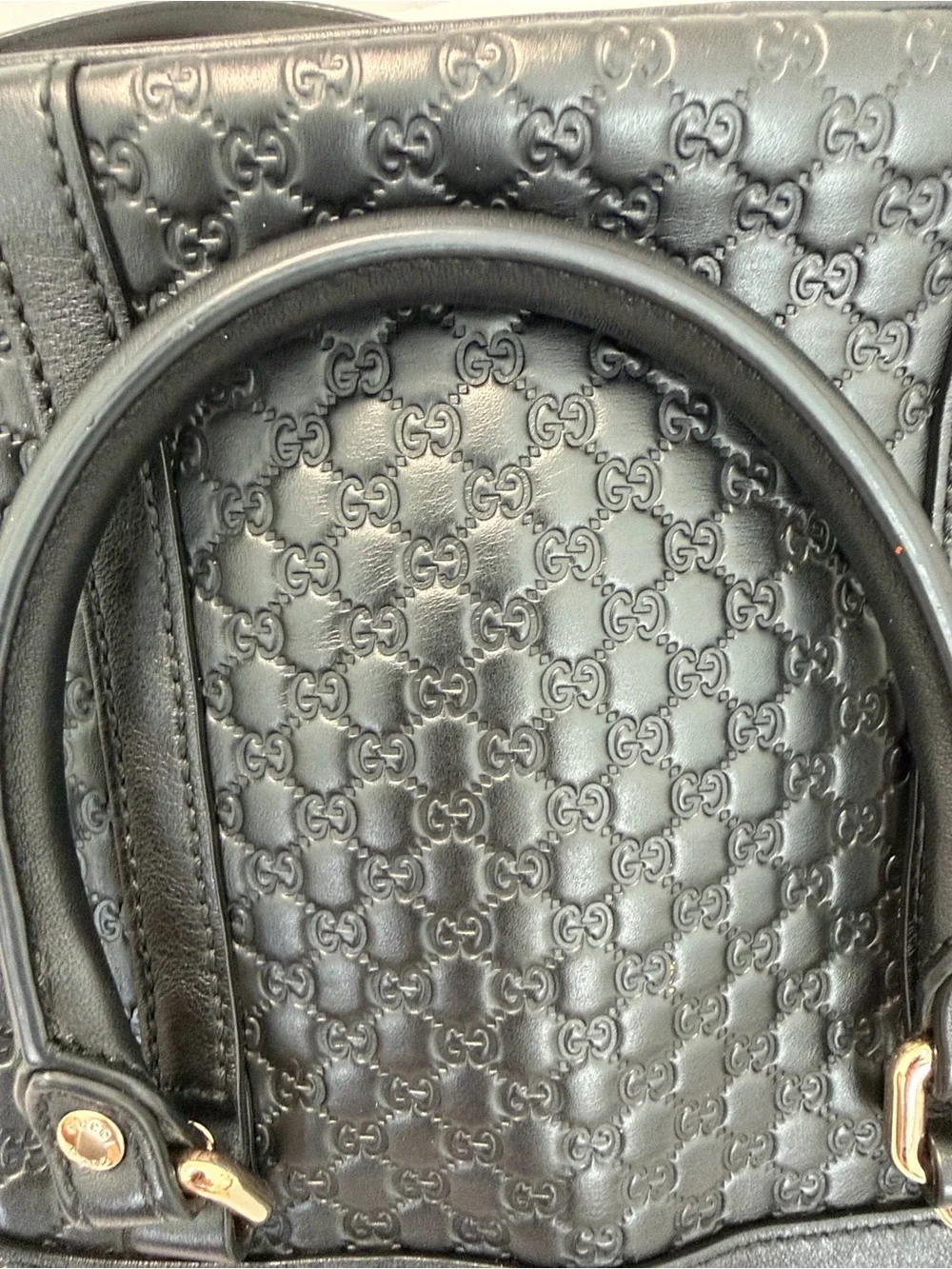 Gucci Authentic Microguccissima Dome Small Black Leather BSatchel with Gold Hard